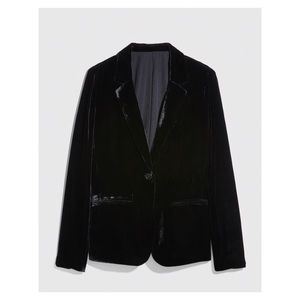 BLACK VELVET BLAZER